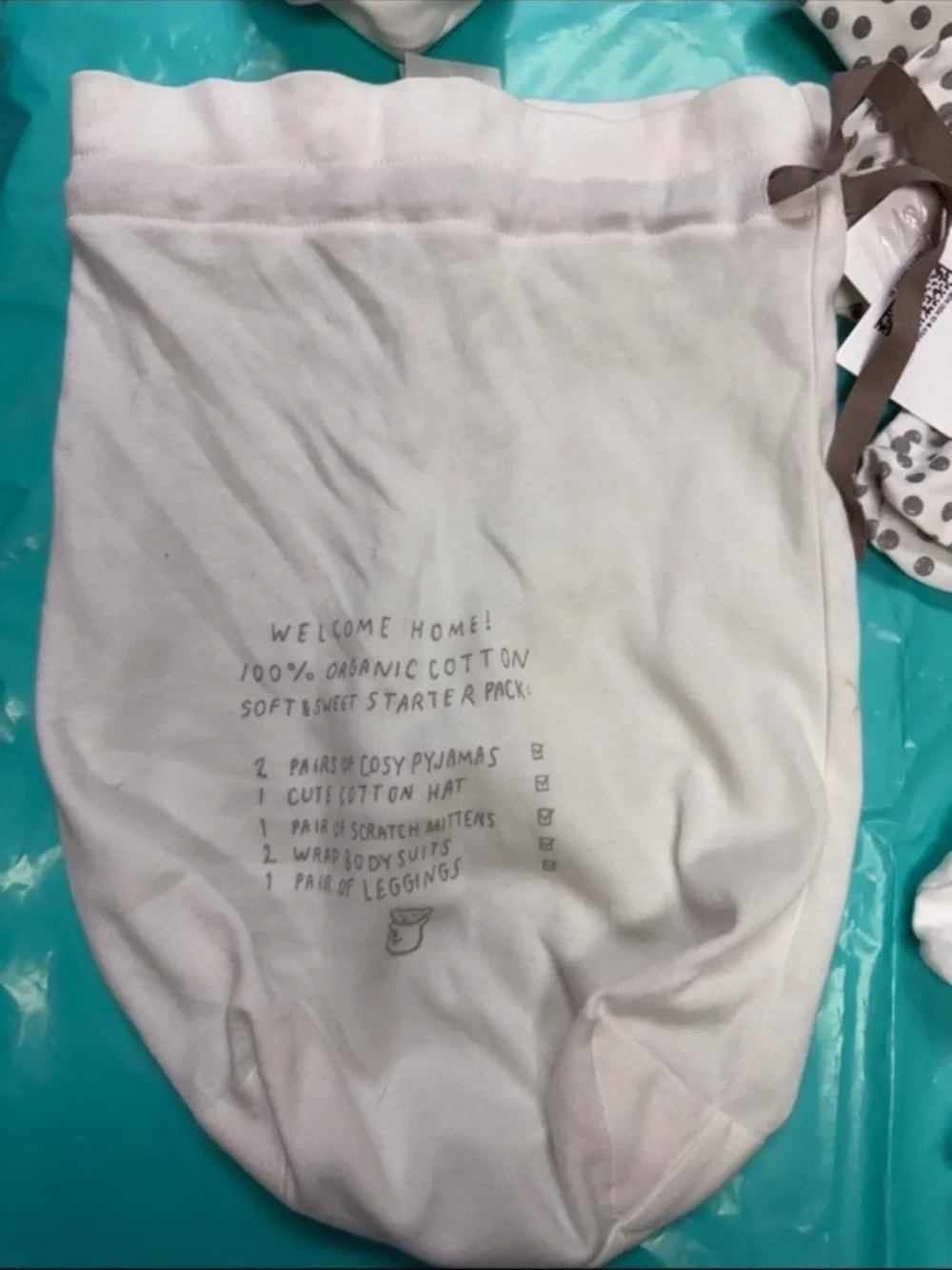 NWT GIFT 9m H&M White & Gray Baby boy girl Set with Animals 9 pc